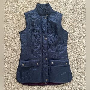 Barbour navy vest